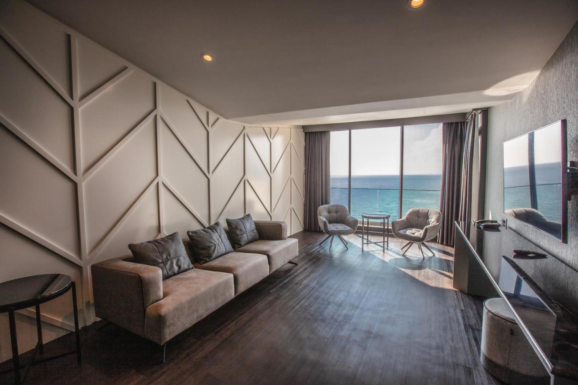 Charisma De Luxe Hotel Kusadası Exterior foto
