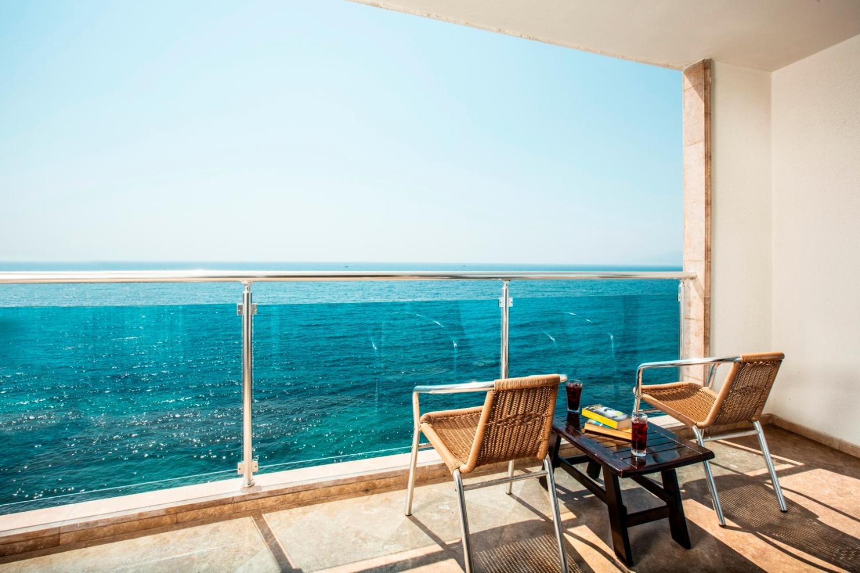 Charisma De Luxe Hotel Kusadası Exterior foto