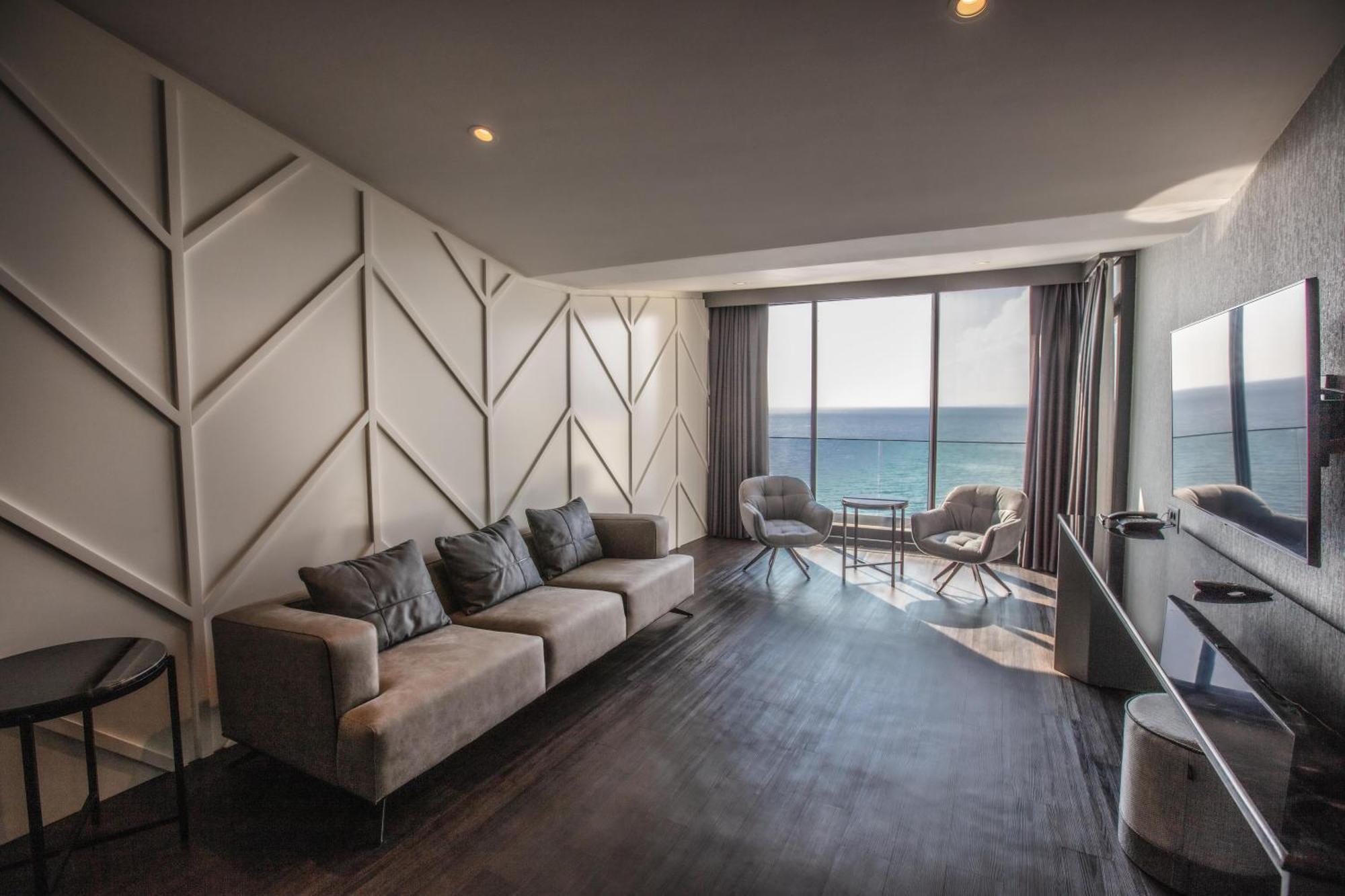 Charisma De Luxe Hotel Kusadası Exterior foto
